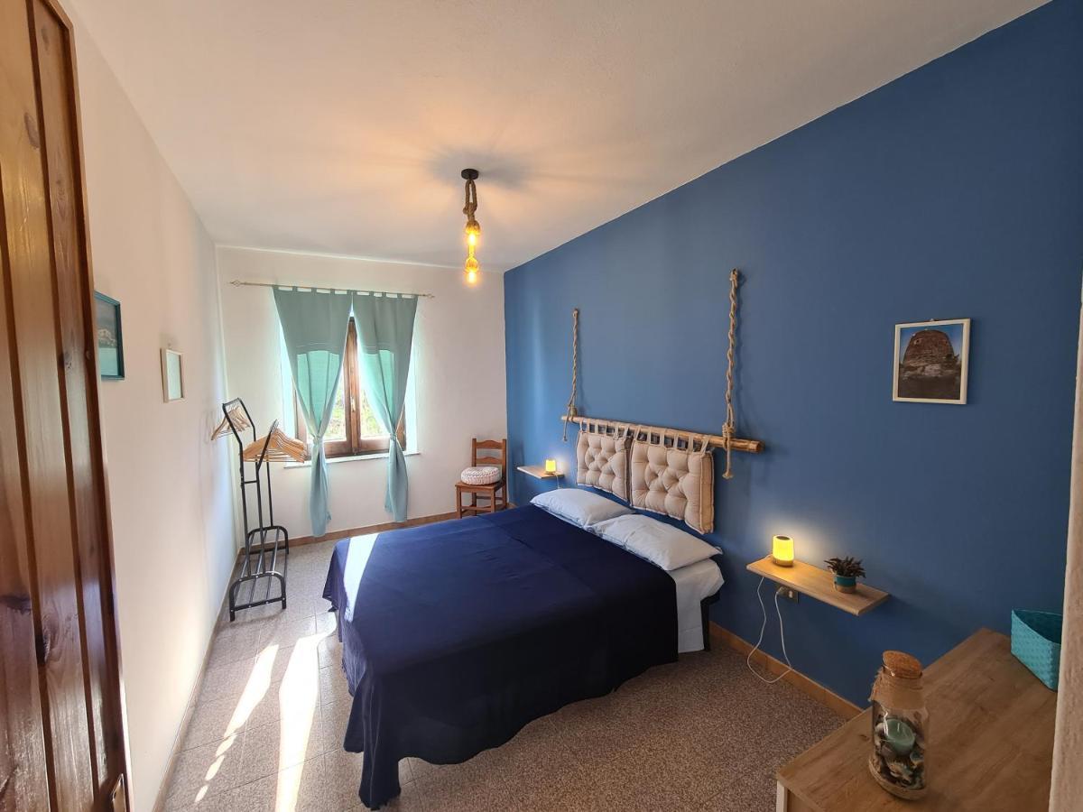 A Ca' Di Pe E Gio Appartement Calasetta Buitenkant foto