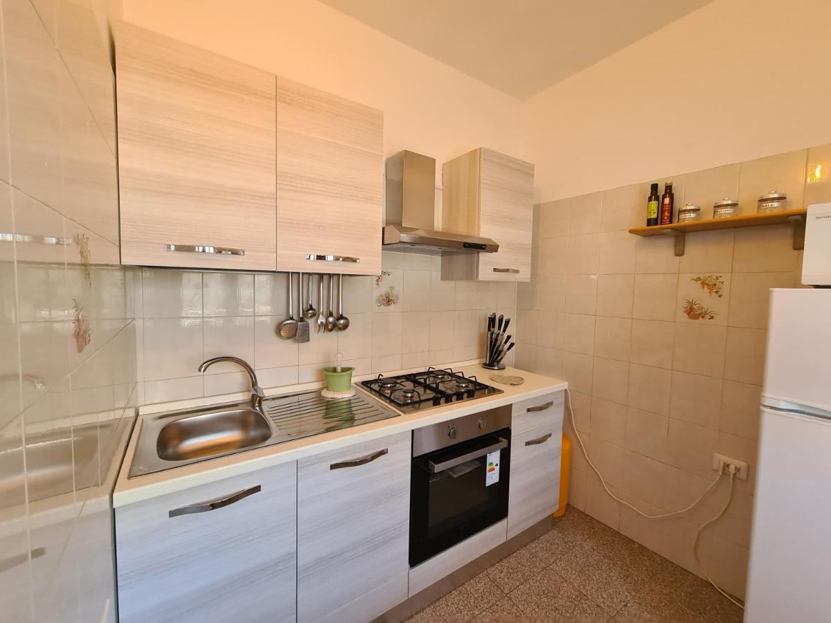 A Ca' Di Pe E Gio Appartement Calasetta Buitenkant foto